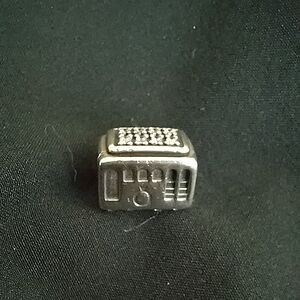 Pandora Streetcar Charm